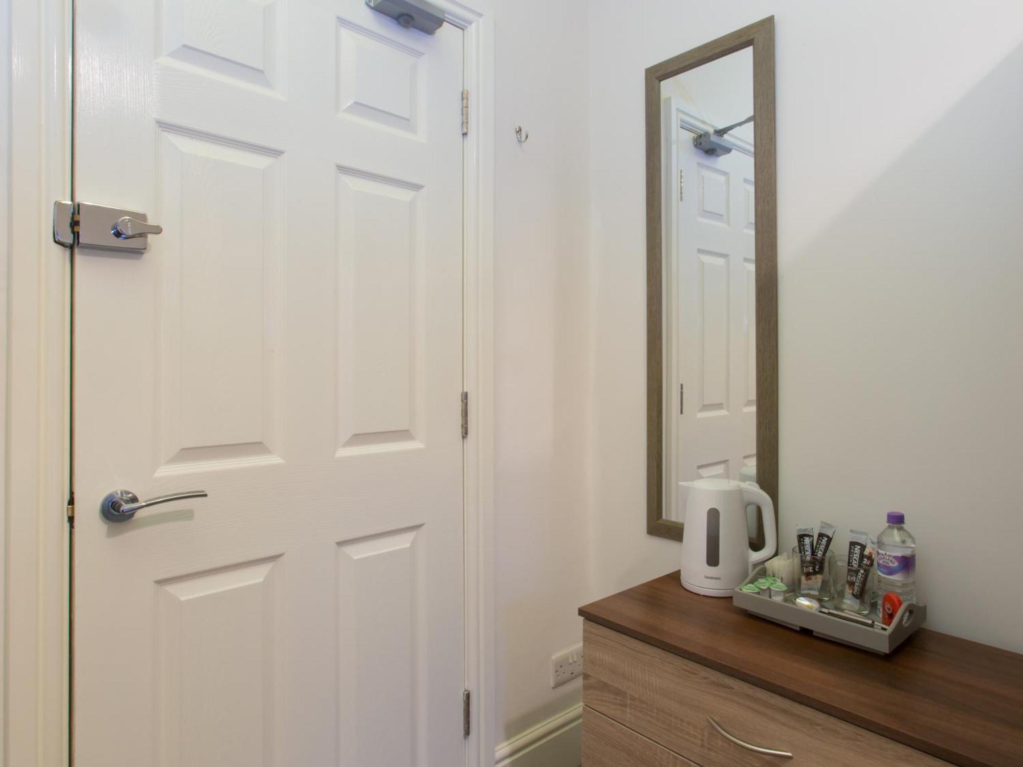 Bed and Breakfast Townhouse @ West Avenue Кру Номер фото